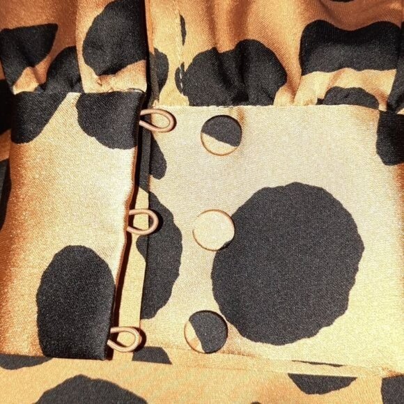 JCrew Brown & Black Wavy Polka-dots Ruffle Vneckline Button Cuffs Tunic Size XXS - Picture 4 of 5